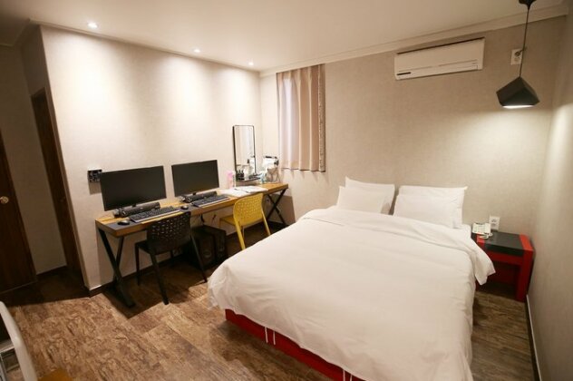 Luis Hotel - Photo5