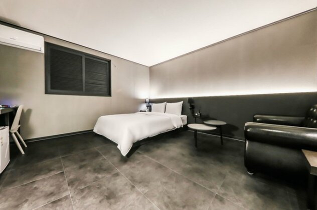 N7 Hotel