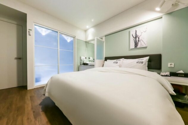 Sintanjin Box Hotel - Photo4