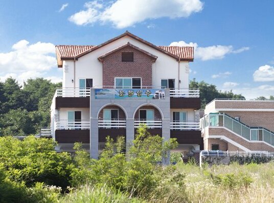 DongahaeChuam Pension - Photo2