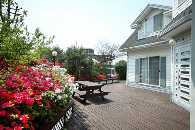 Mangsang Blue Marine Club - Photo4