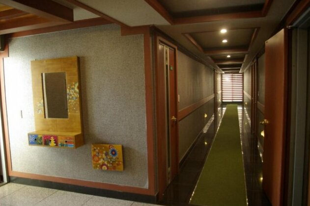 All In Motel - Photo2