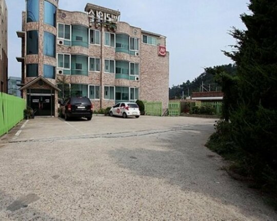 Billions Motel - Photo2