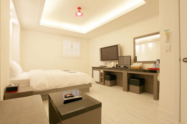 Br Hotel Gangneung - Photo3