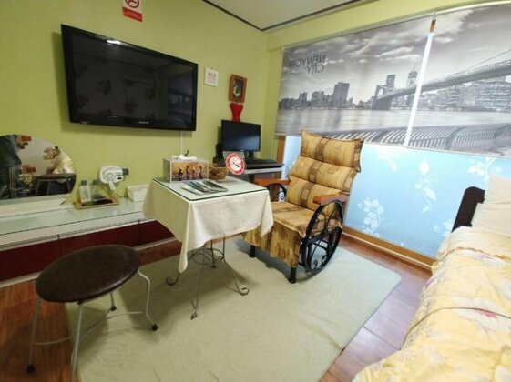Castle Motel Jeongdongjin Gangneung - Photo2
