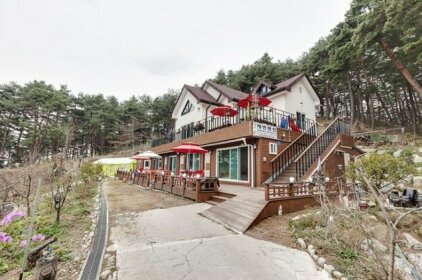 Gyeongpo Cabin Pension