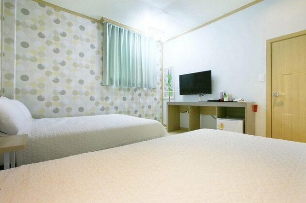 HI Motel - Photo4