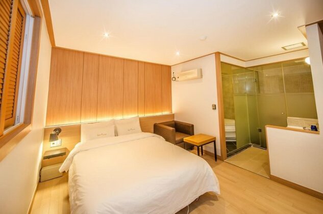 Hotel The Sharp Gangneung - Photo2