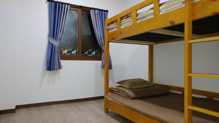 The Comma Guest House - Photo4