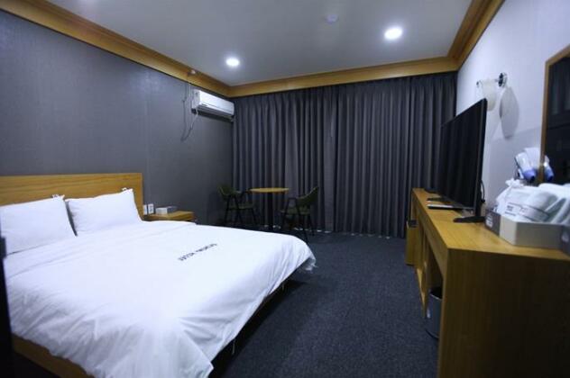 Economy Hotel Gapyeong - Photo3