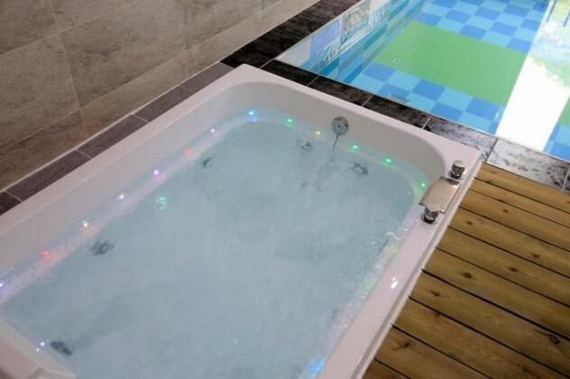 Eunoia Pension P7 - Photo3