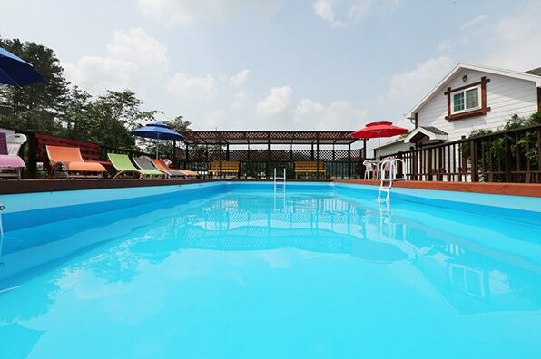 Gapyeong Apgujeong Pension - Photo4