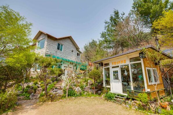 Gapyeong Aromatic Pension - Photo2