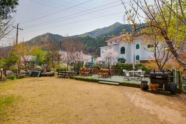 Gapyeong Aromatic Pension - Photo4