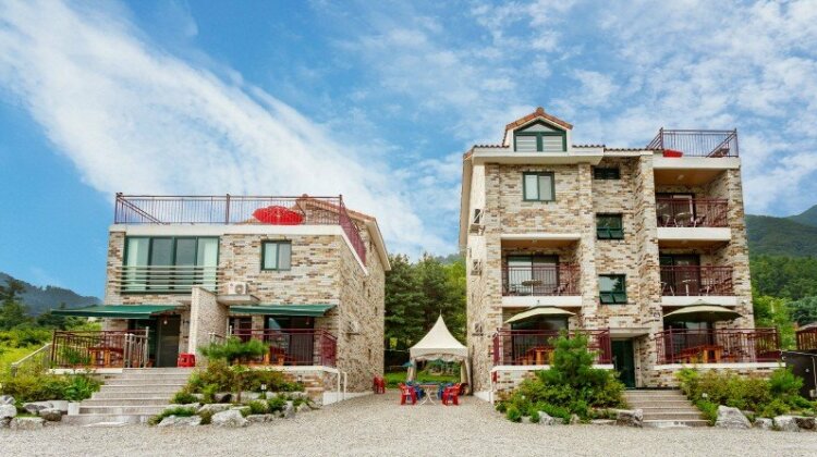 Gapyeong Azeroth Pension - Photo2