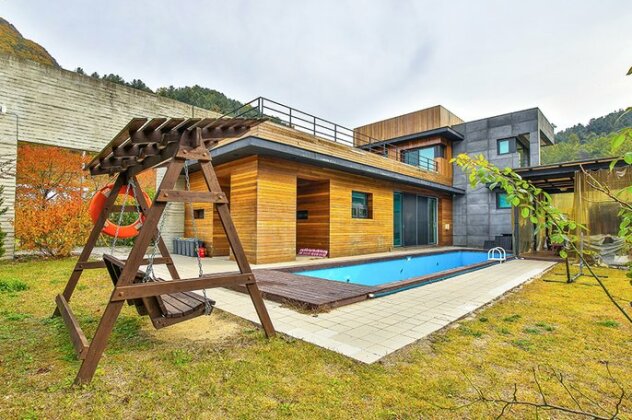 Gapyeong baeknak Flat House - Photo3