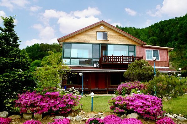 GaPyeong Clear Brook Green Mountain Pension - Photo3