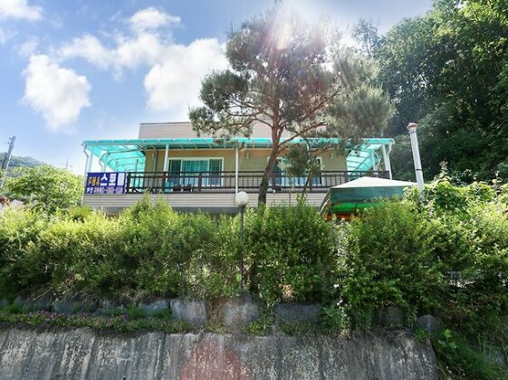 Gapyeong Flos Park Pension - Photo5
