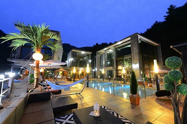 Gapyeong Innocent Deep Pool Villa