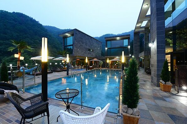 Gapyeong Innocent Deep Pool Villa - Photo4