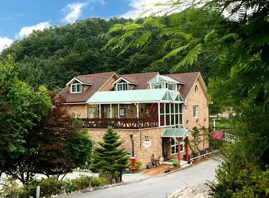 GaPyeong Moonlight View Pension - Photo2