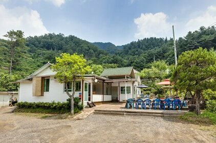 GaPyeong Moonlight Village Pension