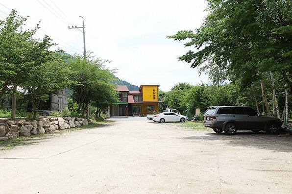 Gapyeong Nunaduri Pension - Photo5