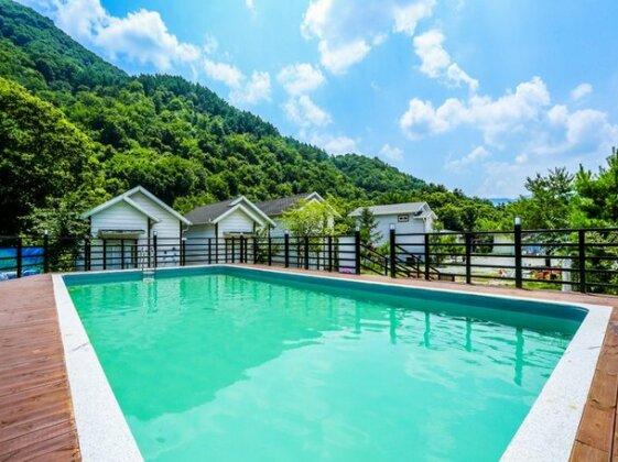 Gapyeong Sunflower Pension Exclusive Price - Photo5