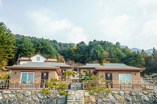 Gapyeong Unaksan Healing Camp Pension - Photo3