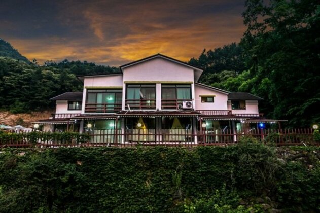 Gapyeong Yongchu Pension - Photo5
