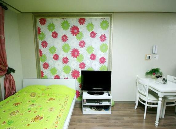 Evergreen Pension - Photo2