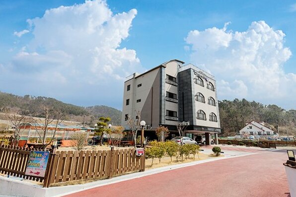 Geoje Beach Mongdol House Pension - Photo2