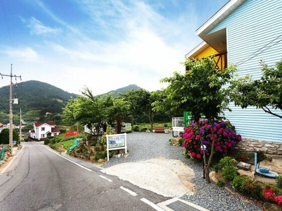 Geoje Classic Ocean Pension - Photo3