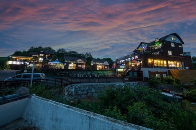 Geoje GeoGa Pension