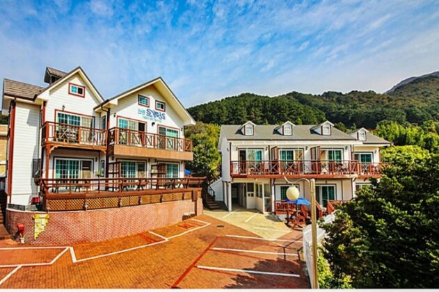 Geoje Lamer Pension - Photo2