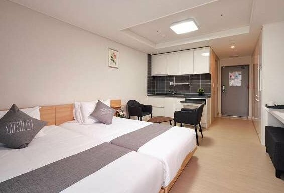 Geoje Leein Stay Hotel - Photo2