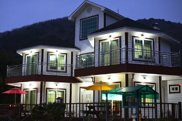 Geoje Nojasan Mountain Pension - Photo2