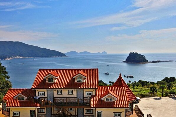 Geoje Ocean Palace Pension - Photo2