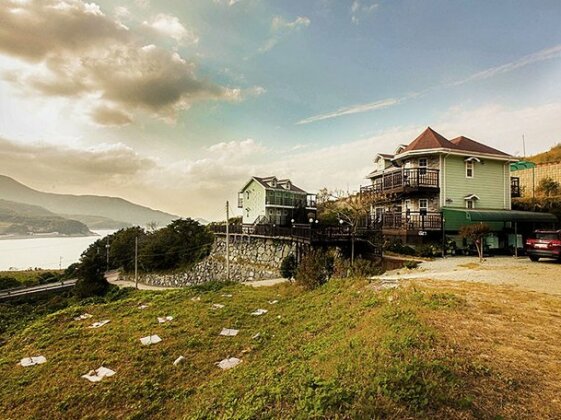 Geojedo Twin Castle Pension - Photo4