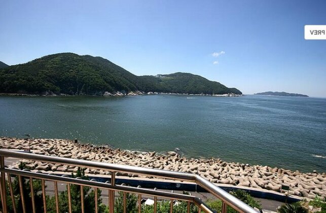 Goodstay Jangseungpo Beach Hotel - Photo5