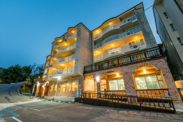 Home 4Rest Resort - Photo2