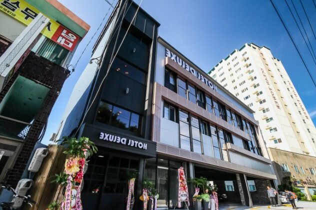 Hotel Deluxe Geoje City - Photo3