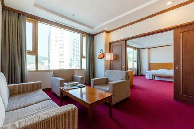 Hotel Homefourest - Photo3