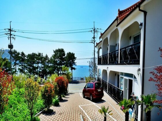 White Narae Pension - Photo2
