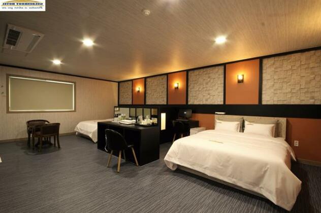GoldenRoot Hotel in Gimhae - Photo2