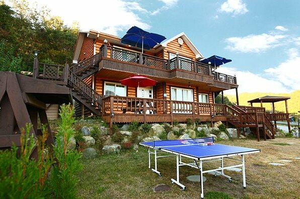 Gongju Cozy Theme Pension - Photo3