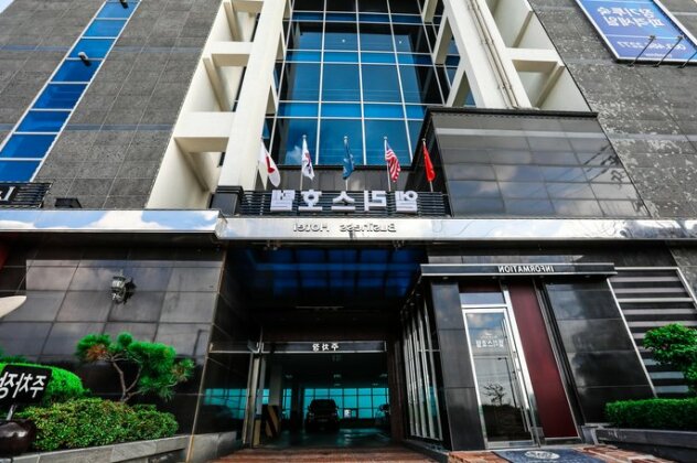 Alice Hotel Gunsan - Photo4