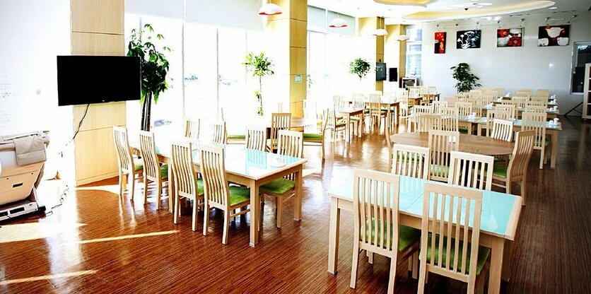 Apple Tree Hotel - Photo5