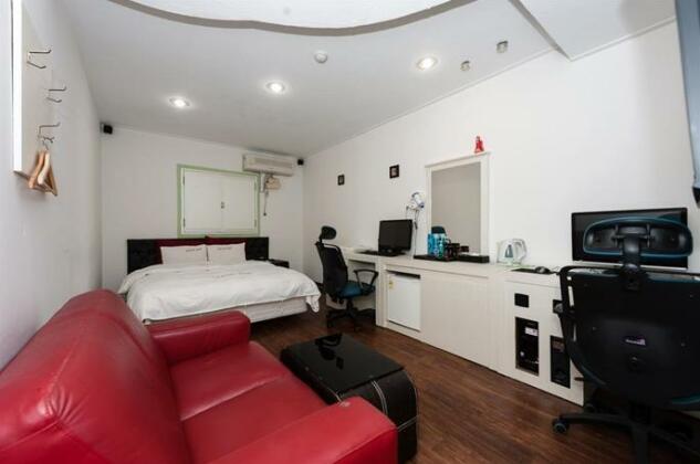 Gunsan Fox Tourist Hotel - Photo5