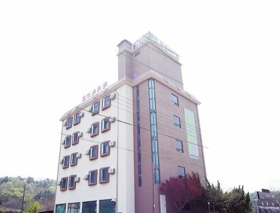 Gunsan La Siesta Hotel